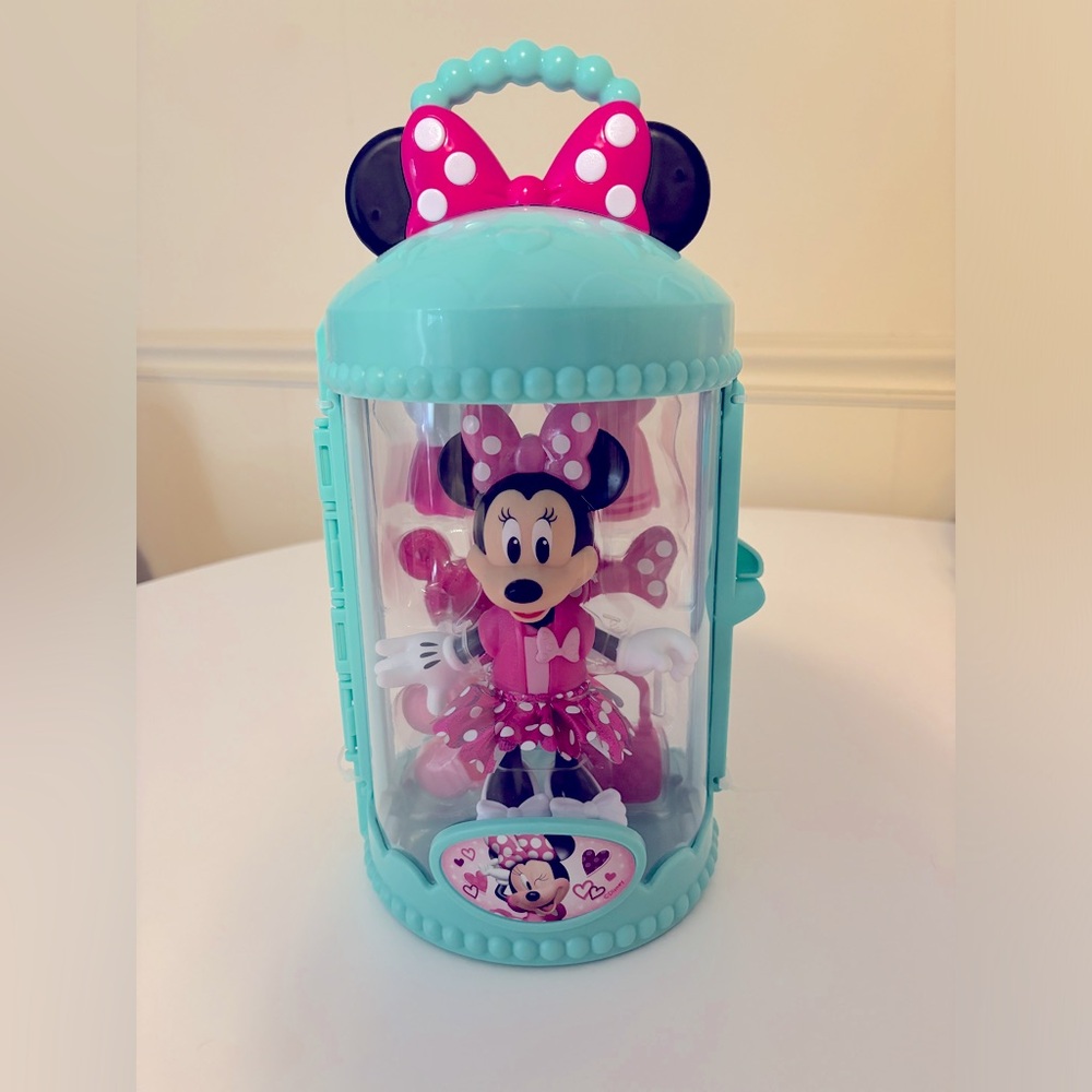 Minnie Mouse Doll and Accessories Case Playset